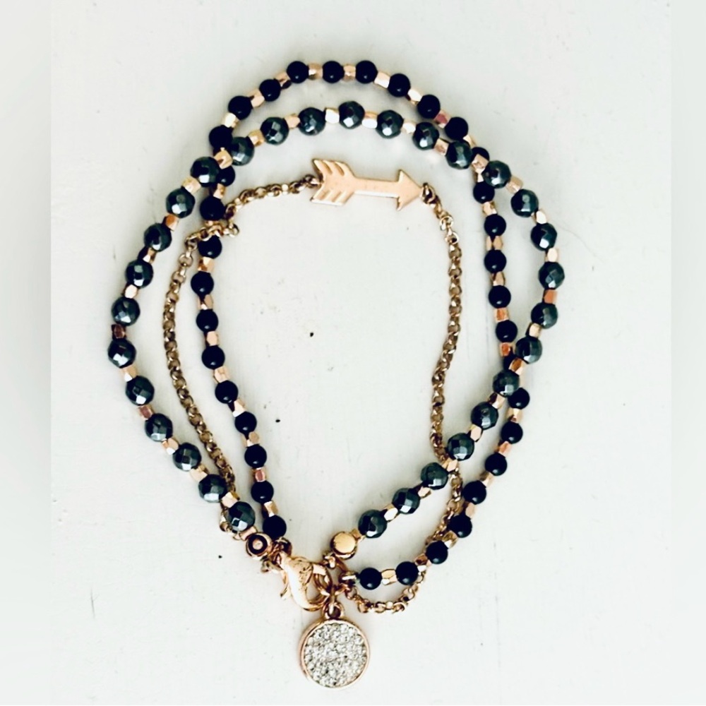 Gold Black Beaded Arrow Bracelet